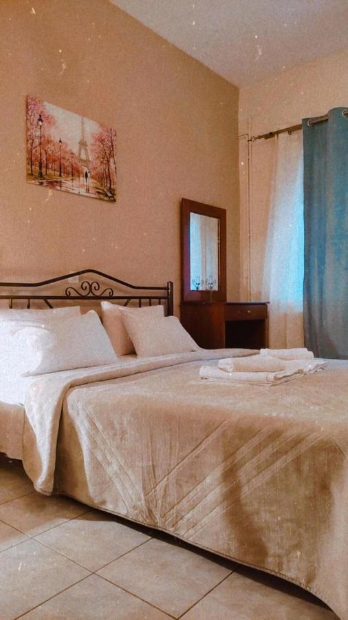 Guesthouse Adonis Káto Loutrákion Exteriér fotografie