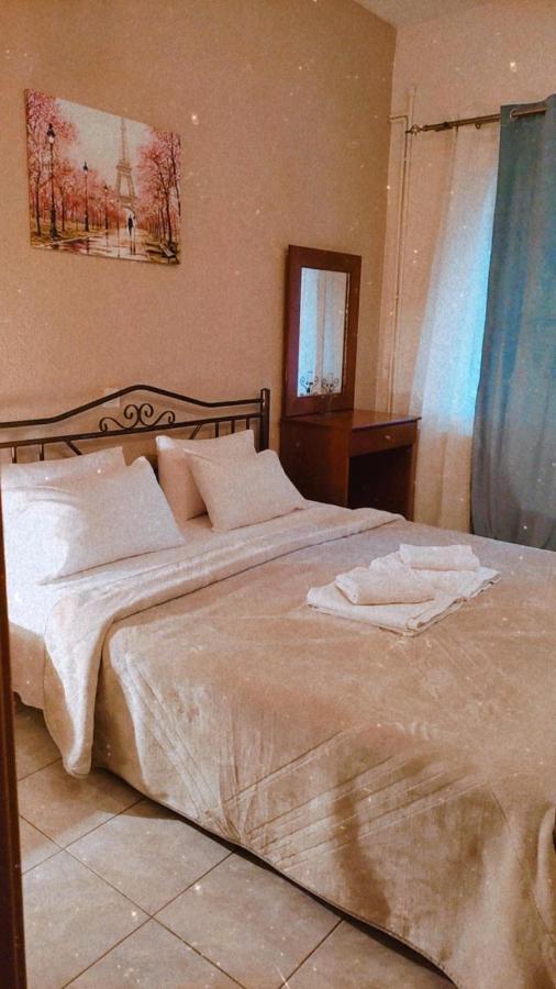Guesthouse Adonis Káto Loutrákion Exteriér fotografie