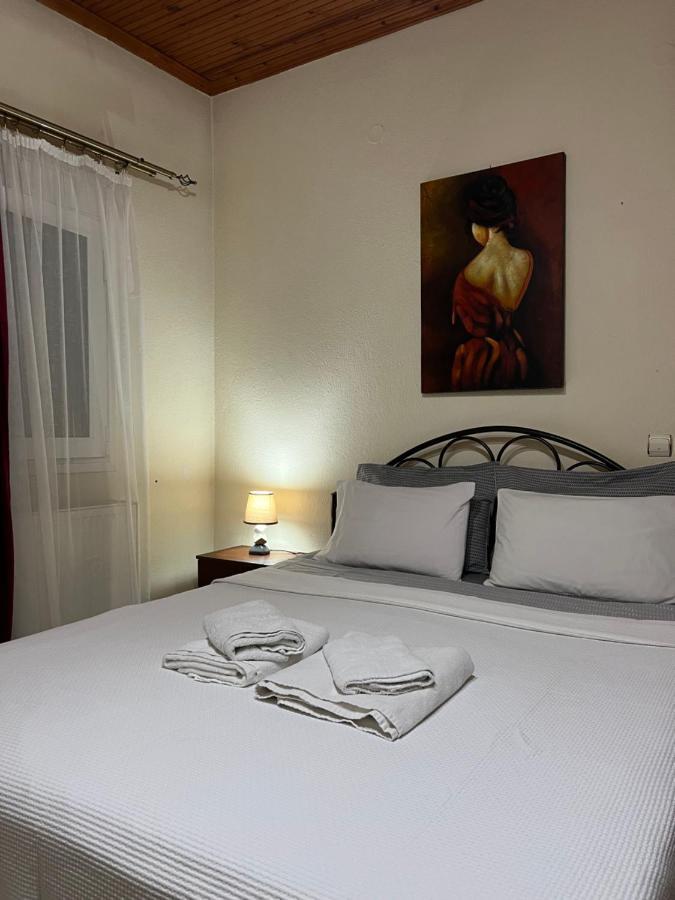 Guesthouse Adonis Káto Loutrákion Exteriér fotografie