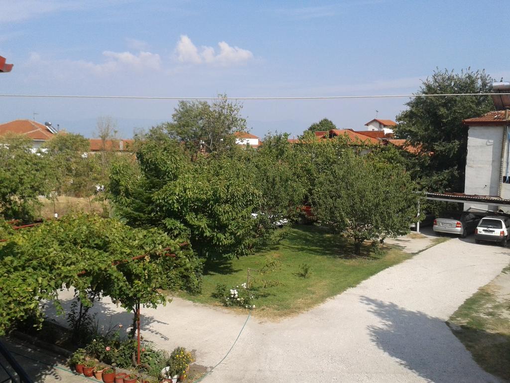 Guesthouse Adonis Káto Loutrákion Exteriér fotografie